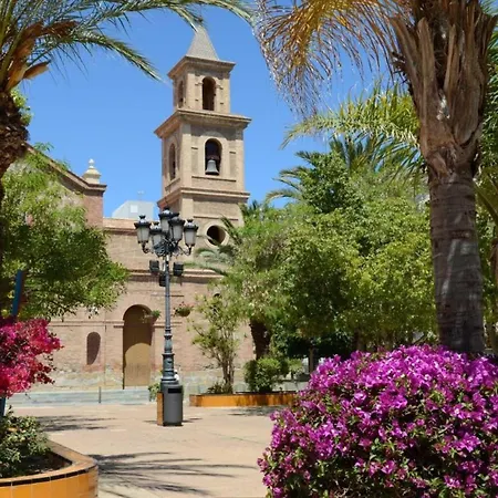 Сasa de vacaciones Charming Duplex With Pool *