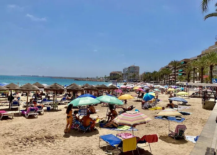 Vakantiehuis Charming Duplex With Pool Torrevieja