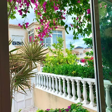 Charming Duplex With Pool * Torrevieja